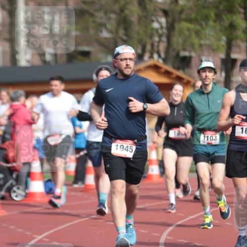 13.04.2025 - Hammer Lauf A. Gomolzig http://msf.ph/oto/7662809 13.04.2025 11:05:46 Ziel 19, 167, 191, 244, 442, 548, 662, 762, 817, 818, 1103, 1208, 1376, 1939, 1945 meine-sportfotos.de