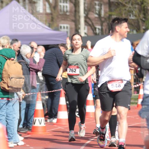 13.04.2025 - Hammer Lauf A. Gomolzig http://msf.ph/oto/7662818 13.04.2025 11:05:50 Ziel 19, 172, 173, 244, 442, 548, 662, 762, 817, 818, 916, 1103, 1208, 1376, 1768, 1939 meine-sportfotos.de