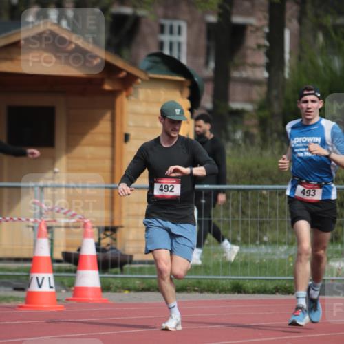 13.04.2025 - Hammer Lauf A. Gomolzig http://msf.ph/oto/7662947 13.04.2025 11:24:59 Ziel 452, 492, 493 meine-sportfotos.de