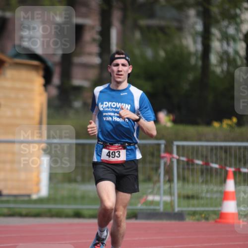 13.04.2025 - Hammer Lauf A. Gomolzig http://msf.ph/oto/7662954 13.04.2025 11:25:01 Ziel 492, 493 meine-sportfotos.de