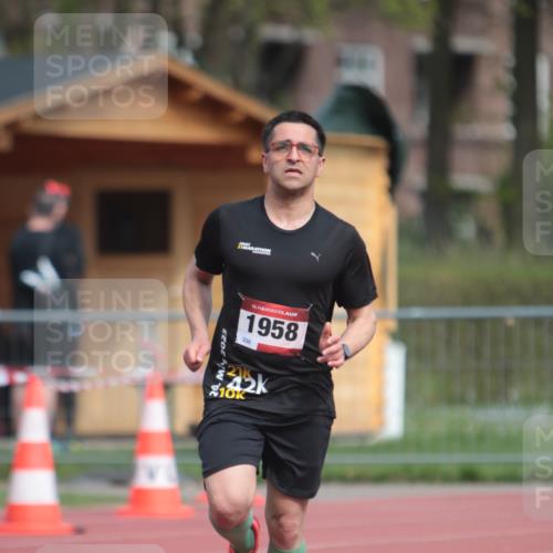 13.04.2025 - Hammer Lauf A. Gomolzig http://msf.ph/oto/7662986 13.04.2025 11:25:51 Ziel 1958 meine-sportfotos.de