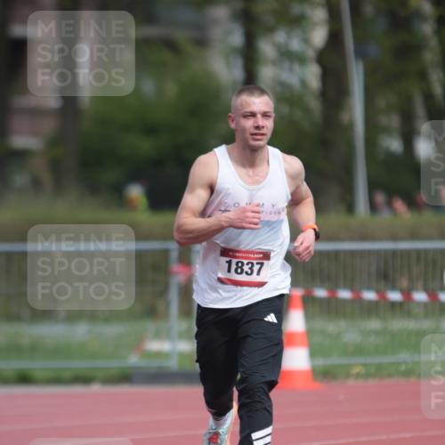 13.04.2025 - Hammer Lauf A. Gomolzig http://msf.ph/oto/7662994 13.04.2025 11:26:01 Ziel 133, 485, 1837 meine-sportfotos.de