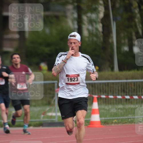 13.04.2025 - Hammer Lauf A. Gomolzig http://msf.ph/oto/7663006 13.04.2025 11:26:13 Ziel 559, 1303, 1835, 1923, 1965 meine-sportfotos.de