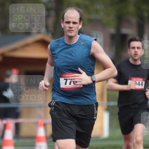 13.04.2025 - Hammer Lauf A. Gomolzig http://msf.ph/oto/7663017 13.04.2025 11:26:22 Ziel 770, 1044, 1727 meine-sportfotos.de