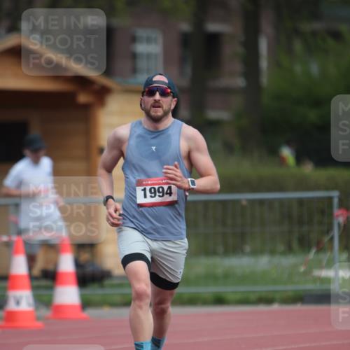 13.04.2025 - Hammer Lauf A. Gomolzig http://msf.ph/oto/7663026 13.04.2025 11:26:45 Ziel 1937 meine-sportfotos.de