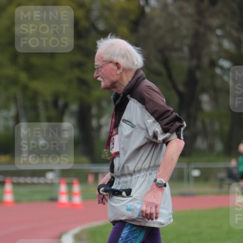 13.04.2025 - Hammer Lauf A. Gomolzig http://msf.ph/oto/7663055 13.04.2025 11:27:21 Ziel 14, 1184, 1954 meine-sportfotos.de