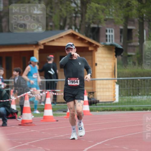 13.04.2025 - Hammer Lauf A. Gomolzig http://msf.ph/oto/7663059 13.04.2025 11:27:26 Ziel 14, 1184, 1940, 1954 meine-sportfotos.de