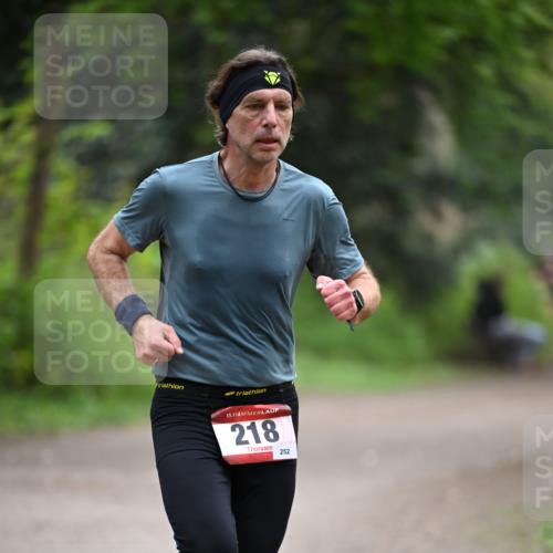 13.04.2025 - Hammer Lauf Dr. Thomas Lammeyer http://msf.ph/oto/7663063 13.04.2025 11:30:59 Laufen 15, 218, 252 meine-sportfotos.de