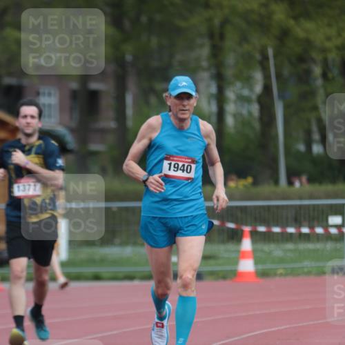13.04.2025 - Hammer Lauf A. Gomolzig http://msf.ph/oto/7663066 13.04.2025 11:27:33 Ziel 233, 1371, 1940 meine-sportfotos.de