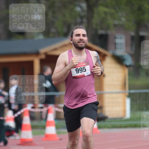 13.04.2025 - Hammer Lauf A. Gomolzig http://msf.ph/oto/7663087 13.04.2025 11:27:42 Ziel 995 meine-sportfotos.de