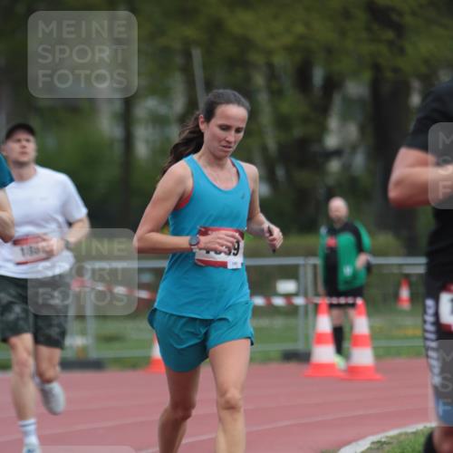 13.04.2025 - Hammer Lauf A. Gomolzig http://msf.ph/oto/7663099 13.04.2025 11:28:07 Ziel 188, 221, 532, 1953, 1989 meine-sportfotos.de