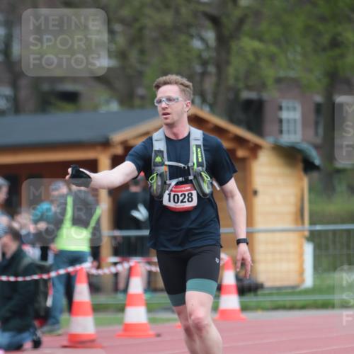 13.04.2025 - Hammer Lauf A. Gomolzig http://msf.ph/oto/7663106 13.04.2025 11:28:23 Ziel 161, 1028 meine-sportfotos.de