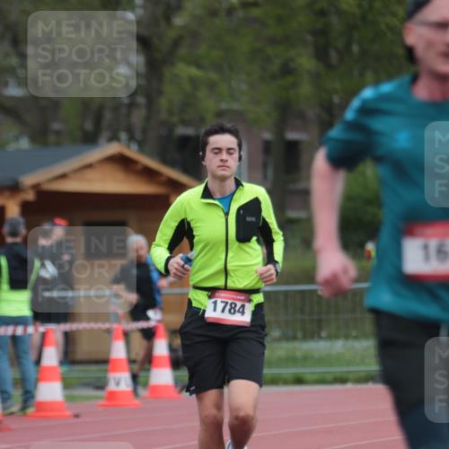 13.04.2025 - Hammer Lauf A. Gomolzig http://msf.ph/oto/7663114 13.04.2025 11:28:32 Ziel 161, 306, 1784 meine-sportfotos.de