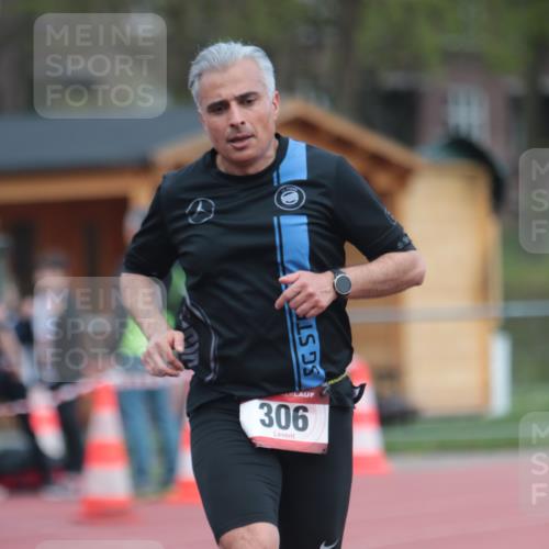 13.04.2025 - Hammer Lauf A. Gomolzig http://msf.ph/oto/7663129 13.04.2025 11:28:41 Ziel 2, 306, 1257 meine-sportfotos.de