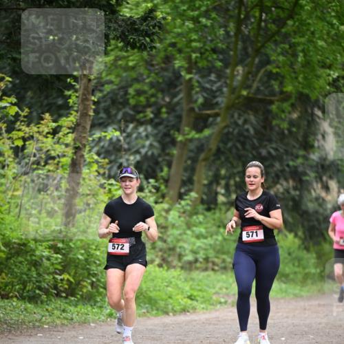 13.04.2025 - Hammer Lauf Dr. Thomas Lammeyer http://msf.ph/oto/7663137 13.04.2025 11:31:14 Laufen 571, 572 meine-sportfotos.de
