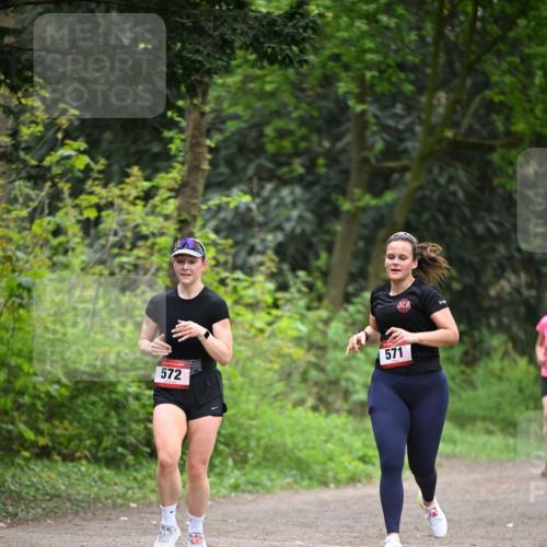 13.04.2025 - Hammer Lauf Dr. Thomas Lammeyer http://msf.ph/oto/7663151 13.04.2025 11:31:15 Laufen 572, 571 meine-sportfotos.de
