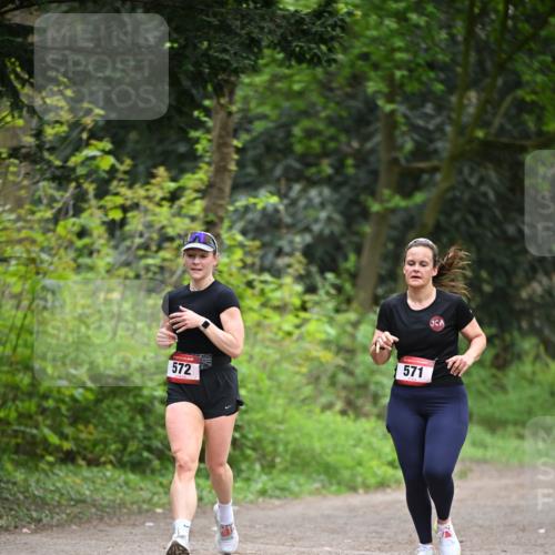 13.04.2025 - Hammer Lauf Dr. Thomas Lammeyer http://msf.ph/oto/7663153 13.04.2025 11:31:15 Laufen 572, 571 meine-sportfotos.de