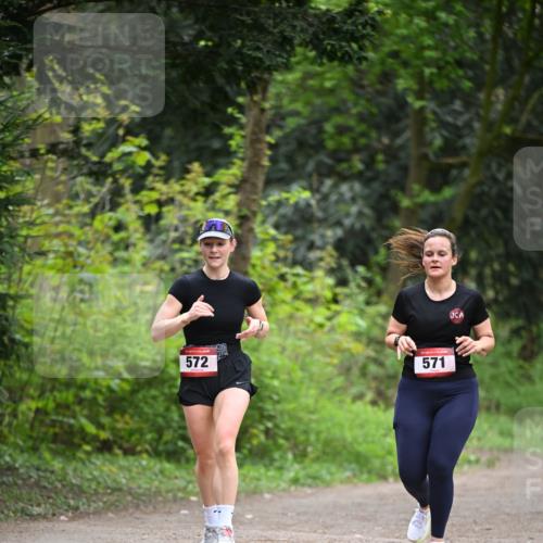 13.04.2025 - Hammer Lauf Dr. Thomas Lammeyer http://msf.ph/oto/7663158 13.04.2025 11:31:16 Laufen 572, 571 meine-sportfotos.de