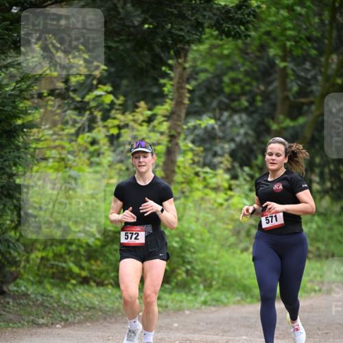 13.04.2025 - Hammer Lauf Dr. Thomas Lammeyer http://msf.ph/oto/7663163 13.04.2025 11:31:16 Laufen 572, 571 meine-sportfotos.de