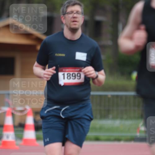 13.04.2025 - Hammer Lauf A. Gomolzig http://msf.ph/oto/7663164 13.04.2025 11:29:08 Ziel 273, 730, 1899 meine-sportfotos.de