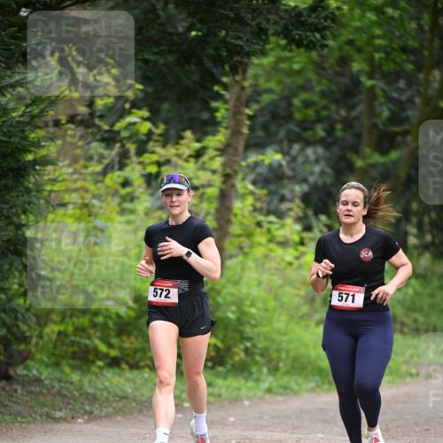 13.04.2025 - Hammer Lauf Dr. Thomas Lammeyer http://msf.ph/oto/7663165 13.04.2025 11:31:16 Laufen 572, 571 meine-sportfotos.de