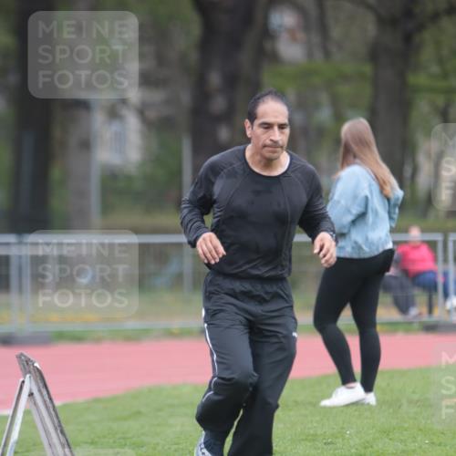 13.04.2025 - Hammer Lauf A. Gomolzig http://msf.ph/oto/7663178 13.04.2025 11:29:36 Ziel 601 meine-sportfotos.de