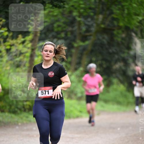 13.04.2025 - Hammer Lauf Dr. Thomas Lammeyer http://msf.ph/oto/7663189 13.04.2025 11:31:18 Laufen 15, 571 meine-sportfotos.de
