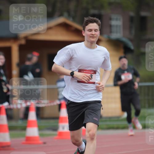 13.04.2025 - Hammer Lauf A. Gomolzig http://msf.ph/oto/7663193 13.04.2025 11:29:55 Ziel 468, 950, 1139 meine-sportfotos.de