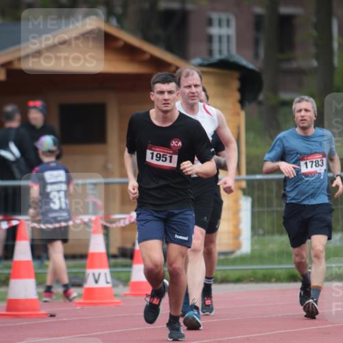 13.04.2025 - Hammer Lauf A. Gomolzig http://msf.ph/oto/7663219 13.04.2025 11:30:06 Ziel 980, 1049, 1258, 1783, 1951 meine-sportfotos.de