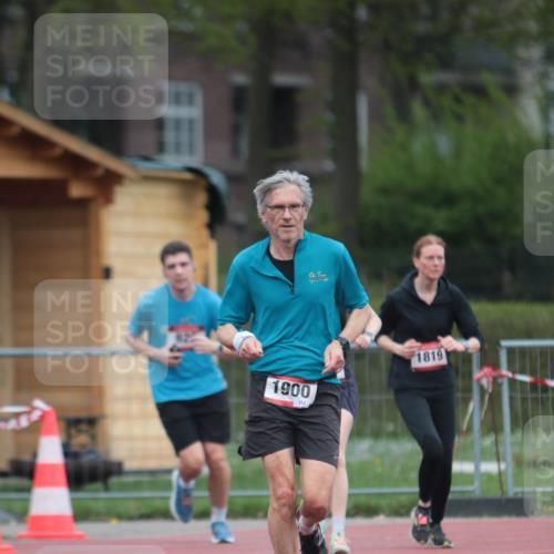 13.04.2025 - Hammer Lauf A. Gomolzig http://msf.ph/oto/7663231 13.04.2025 11:30:20 Ziel 874, 929, 1819, 1900 meine-sportfotos.de
