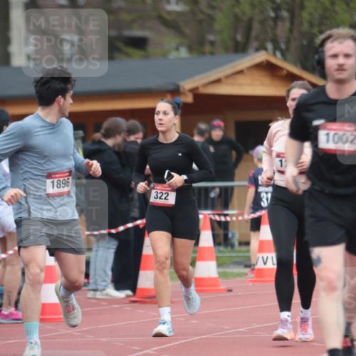 13.04.2025 - Hammer Lauf A. Gomolzig http://msf.ph/oto/7663258 13.04.2025 11:30:58 Ziel 251, 322, 670, 1002, 1267, 1375, 1896 meine-sportfotos.de