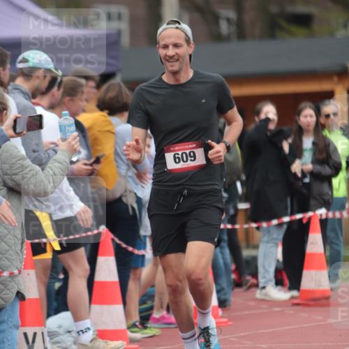 13.04.2025 - Hammer Lauf A. Gomolzig http://msf.ph/oto/7663282 13.04.2025 11:31:12 Ziel 187, 609 meine-sportfotos.de