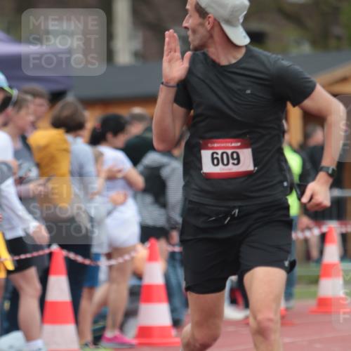 13.04.2025 - Hammer Lauf A. Gomolzig http://msf.ph/oto/7663287 13.04.2025 11:31:14 Ziel 15, 187, 609 meine-sportfotos.de