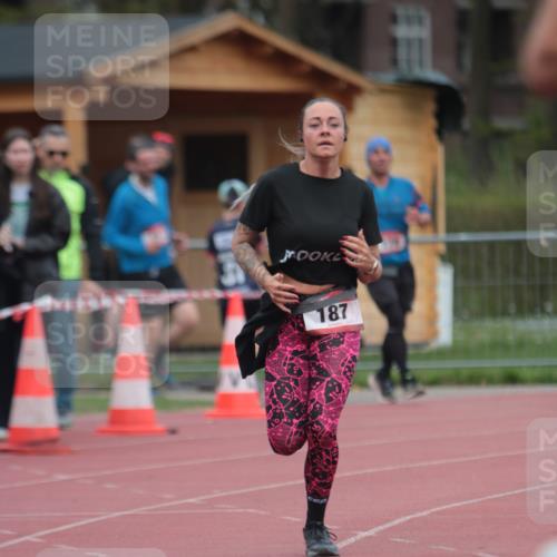 13.04.2025 - Hammer Lauf A. Gomolzig http://msf.ph/oto/7663289 13.04.2025 11:31:15 Ziel 15, 178, 187, 609 meine-sportfotos.de