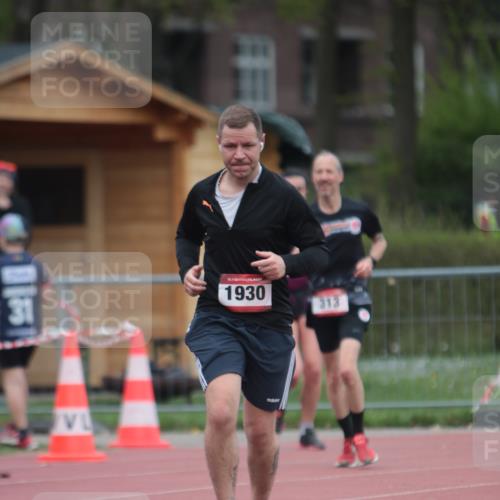 13.04.2025 - Hammer Lauf A. Gomolzig http://msf.ph/oto/7663344 13.04.2025 11:31:45 Ziel 313, 1808, 1930 meine-sportfotos.de