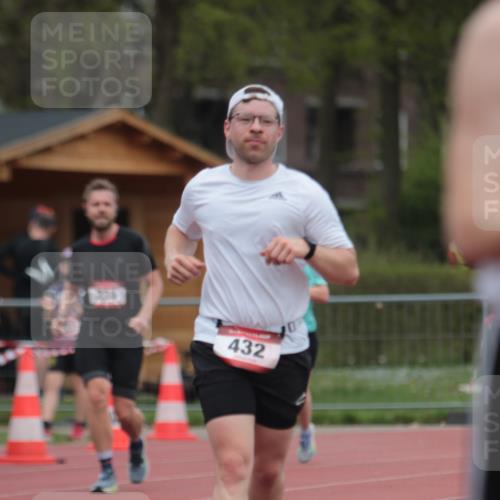 13.04.2025 - Hammer Lauf A. Gomolzig http://msf.ph/oto/7663374 13.04.2025 11:31:57 Ziel 231, 232, 432, 1341, 1921 meine-sportfotos.de