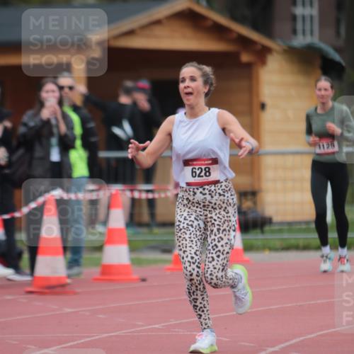 13.04.2025 - Hammer Lauf A. Gomolzig http://msf.ph/oto/7663408 13.04.2025 11:32:08 Ziel 1, 628, 917 meine-sportfotos.de