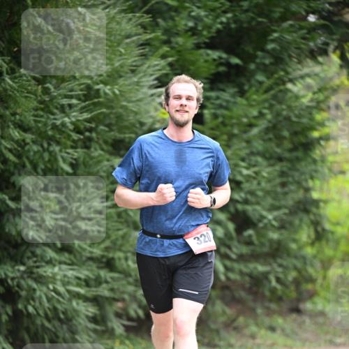 13.04.2025 - Hammer Lauf Dr. Thomas Lammeyer http://msf.ph/oto/7663412 13.04.2025 11:31:46 Laufen 15, 320 meine-sportfotos.de