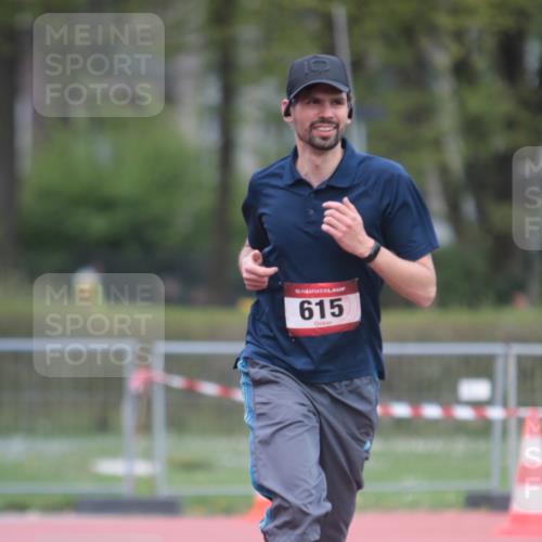 13.04.2025 - Hammer Lauf A. Gomolzig http://msf.ph/oto/7663456 13.04.2025 11:32:35 Ziel 218, 615 meine-sportfotos.de