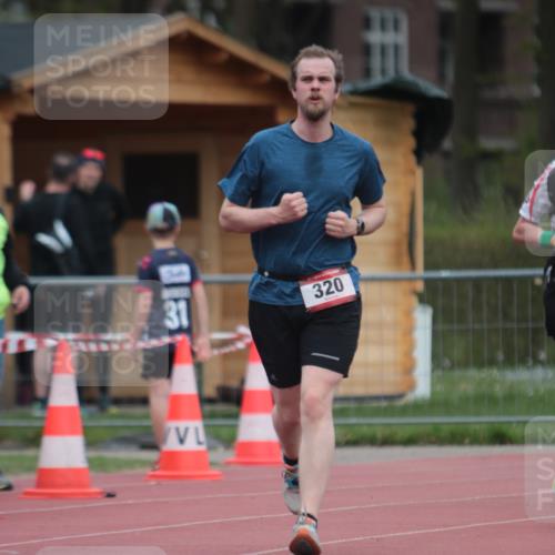 13.04.2025 - Hammer Lauf A. Gomolzig http://msf.ph/oto/7663511 13.04.2025 11:33:18 Ziel 191, 320, 1086 meine-sportfotos.de