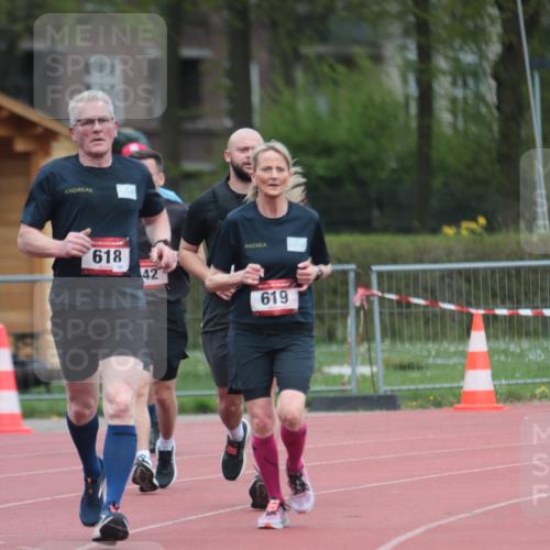 13.04.2025 - Hammer Lauf A. Gomolzig http://msf.ph/oto/7663555 13.04.2025 11:33:48 Ziel 252, 442, 482 meine-sportfotos.de