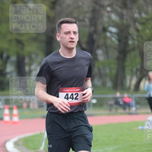 13.04.2025 - Hammer Lauf A. Gomolzig http://msf.ph/oto/7663564 13.04.2025 11:33:55 Ziel 252, 442, 482 meine-sportfotos.de