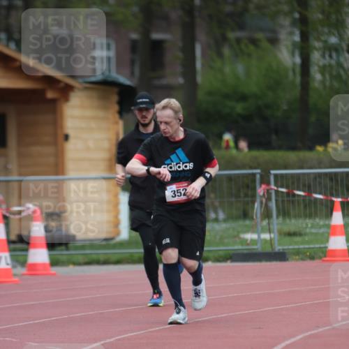 13.04.2025 - Hammer Lauf A. Gomolzig http://msf.ph/oto/7663571 13.04.2025 11:34:00 Ziel 599 meine-sportfotos.de