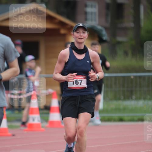 13.04.2025 - Hammer Lauf A. Gomolzig http://msf.ph/oto/7663601 13.04.2025 11:34:17 Ziel 167, 524, 1945 meine-sportfotos.de