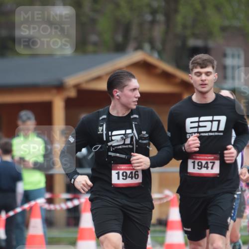 13.04.2025 - Hammer Lauf A. Gomolzig http://msf.ph/oto/7663606 13.04.2025 11:34:25 Ziel 174, 456, 459, 1776, 1946, 1947 meine-sportfotos.de