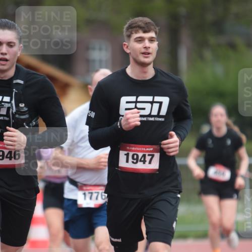 13.04.2025 - Hammer Lauf A. Gomolzig http://msf.ph/oto/7663610 13.04.2025 11:34:26 Ziel 174, 456, 459, 1776, 1946, 1947 meine-sportfotos.de