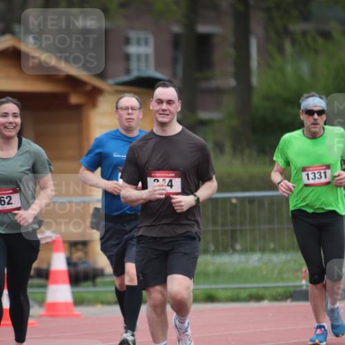 13.04.2025 - Hammer Lauf A. Gomolzig http://msf.ph/oto/7663641 13.04.2025 11:34:44 Ziel 244, 762, 1208, 1331 meine-sportfotos.de