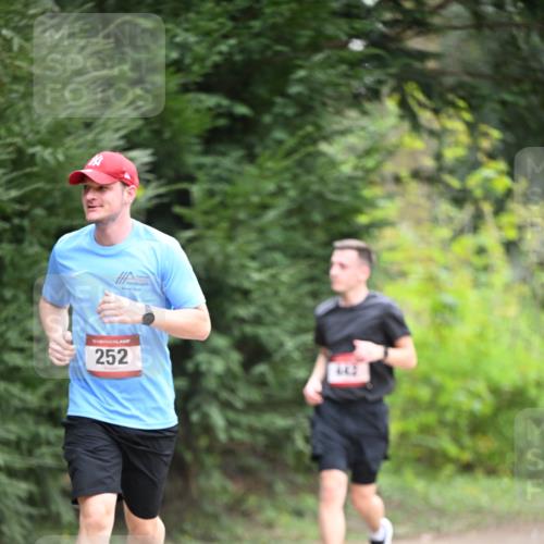 13.04.2025 - Hammer Lauf Dr. Thomas Lammeyer http://msf.ph/oto/7663642 13.04.2025 11:32:15 Laufen 252, 442 meine-sportfotos.de