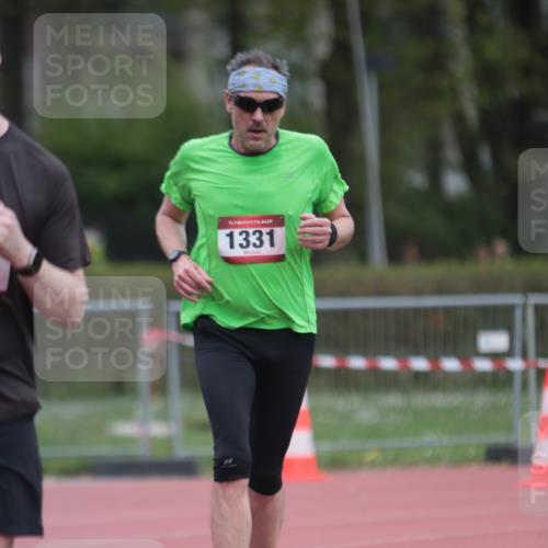 13.04.2025 - Hammer Lauf A. Gomolzig http://msf.ph/oto/7663648 13.04.2025 11:34:48 Ziel 244, 762, 1208, 1331 meine-sportfotos.de