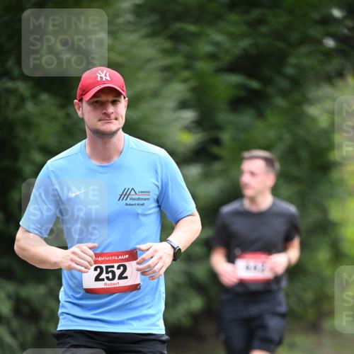 13.04.2025 - Hammer Lauf Dr. Thomas Lammeyer http://msf.ph/oto/7663663 13.04.2025 11:32:17 Laufen 252 meine-sportfotos.de